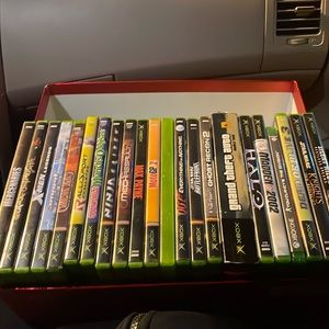 Old xbox games with discs inside all of them